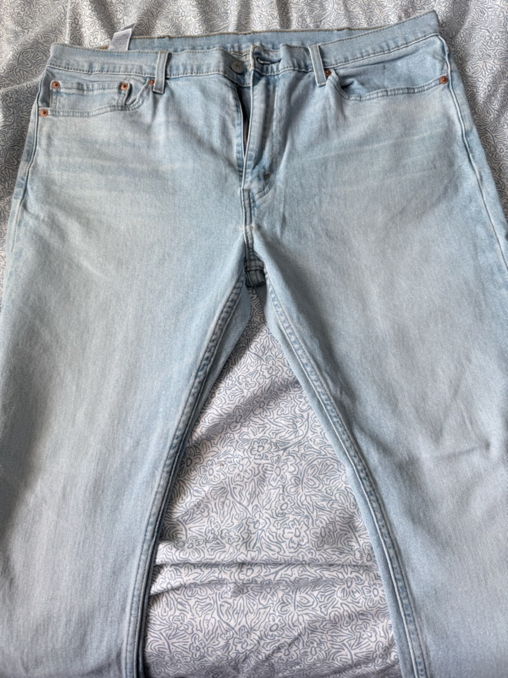 Levi's Light Blue Straight Leg Men's Jeans